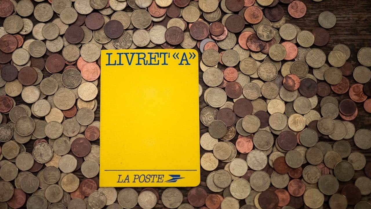 il laisse 10 € sur son livret a pendant 20 ans, voici ce que cette épargne oubliée lui a vraiment rapporté