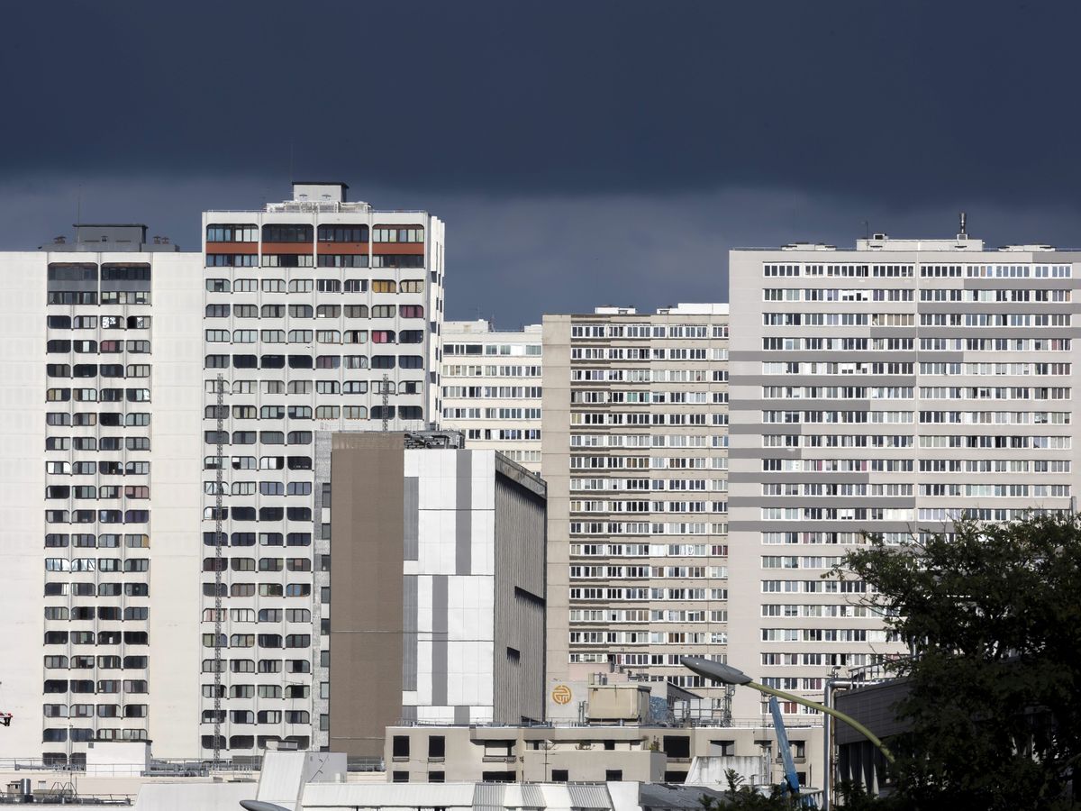 la nouvelle est tombée il ne sera désormais plus possible de garder son logement social à vie à partir de cette date