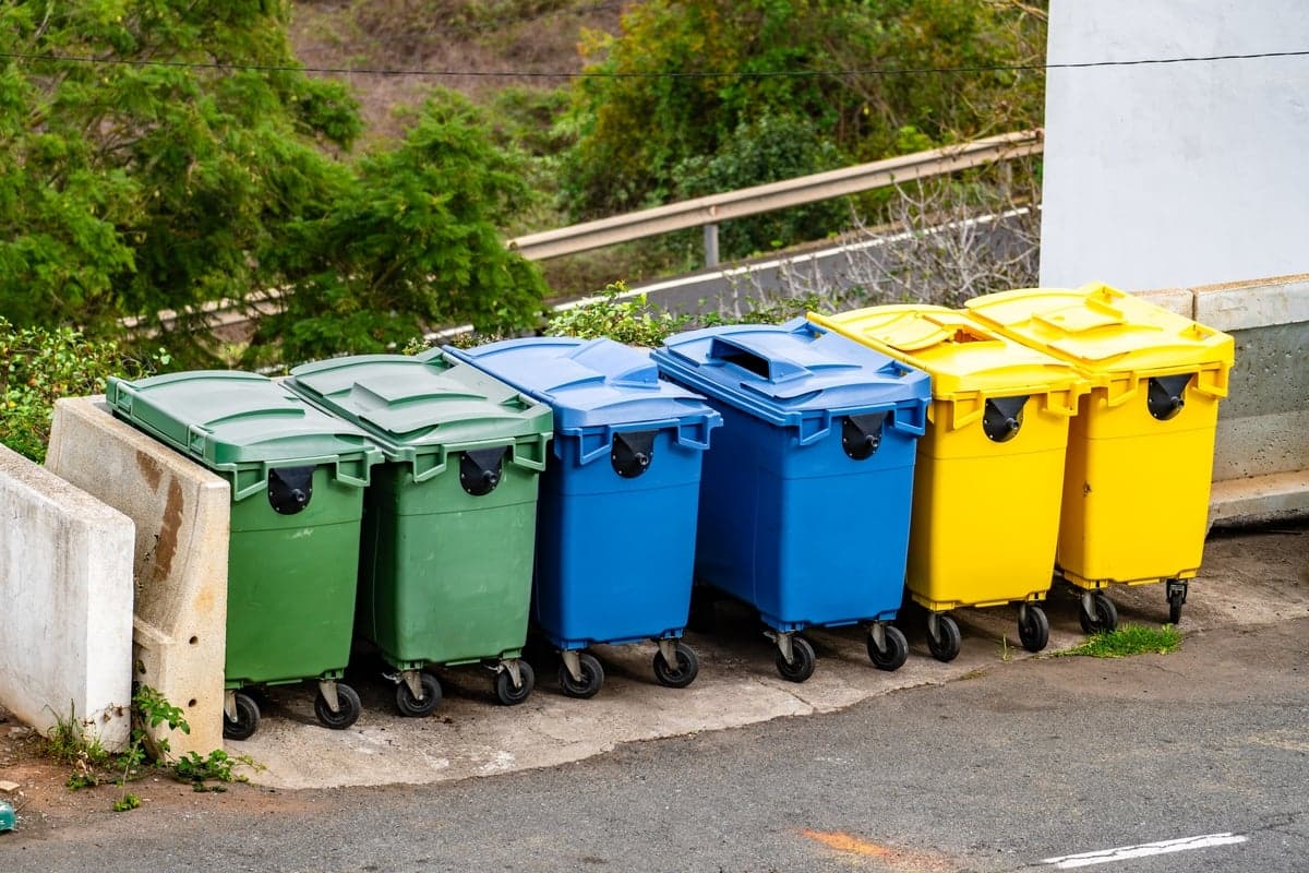 une nouvelle poubelle obligatoire à puces et payantes arrivent pour tous les français à partir de cette date