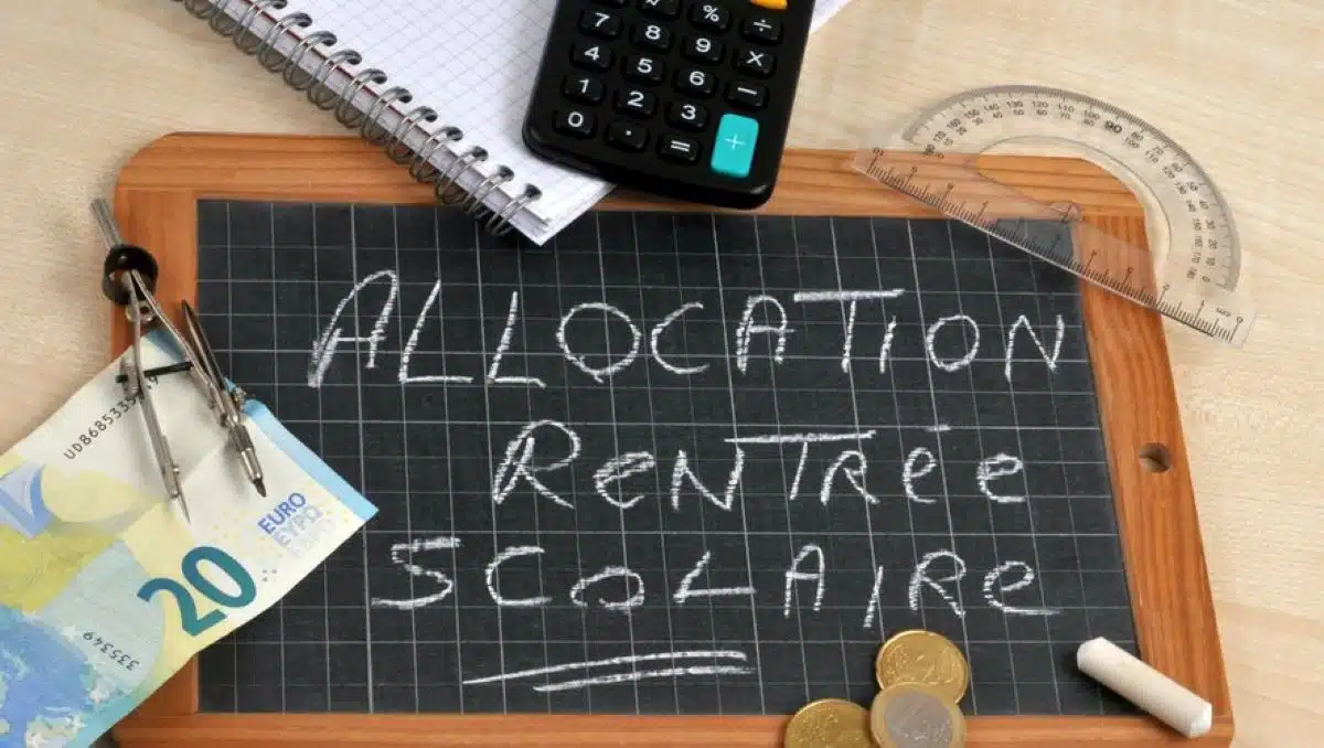 allocations de rentrée scolaire 2025 c'est confirmé, voici la date à laquelle les familles vont recevoir le versement de 440 euros (en moyenne)
