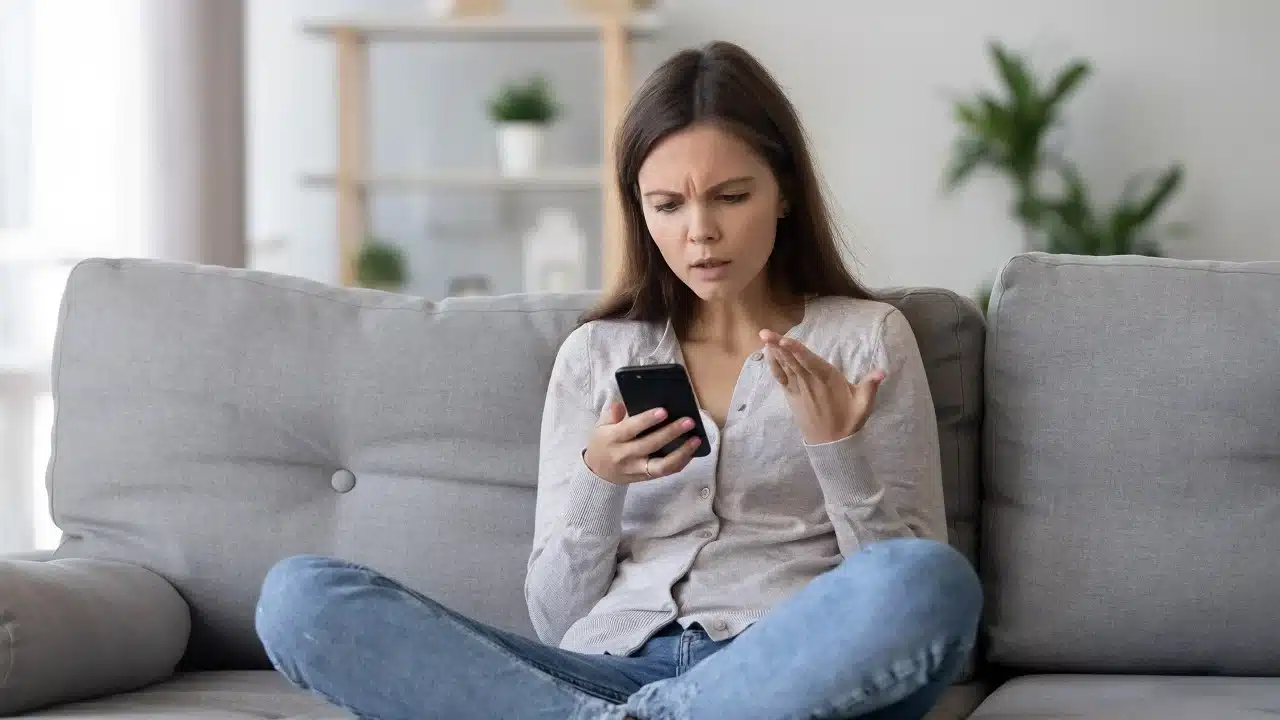 les appels téléphoniques de plus de dix minutes seront désormais systématiquement surveillés en france à partir de cette date info ou infox