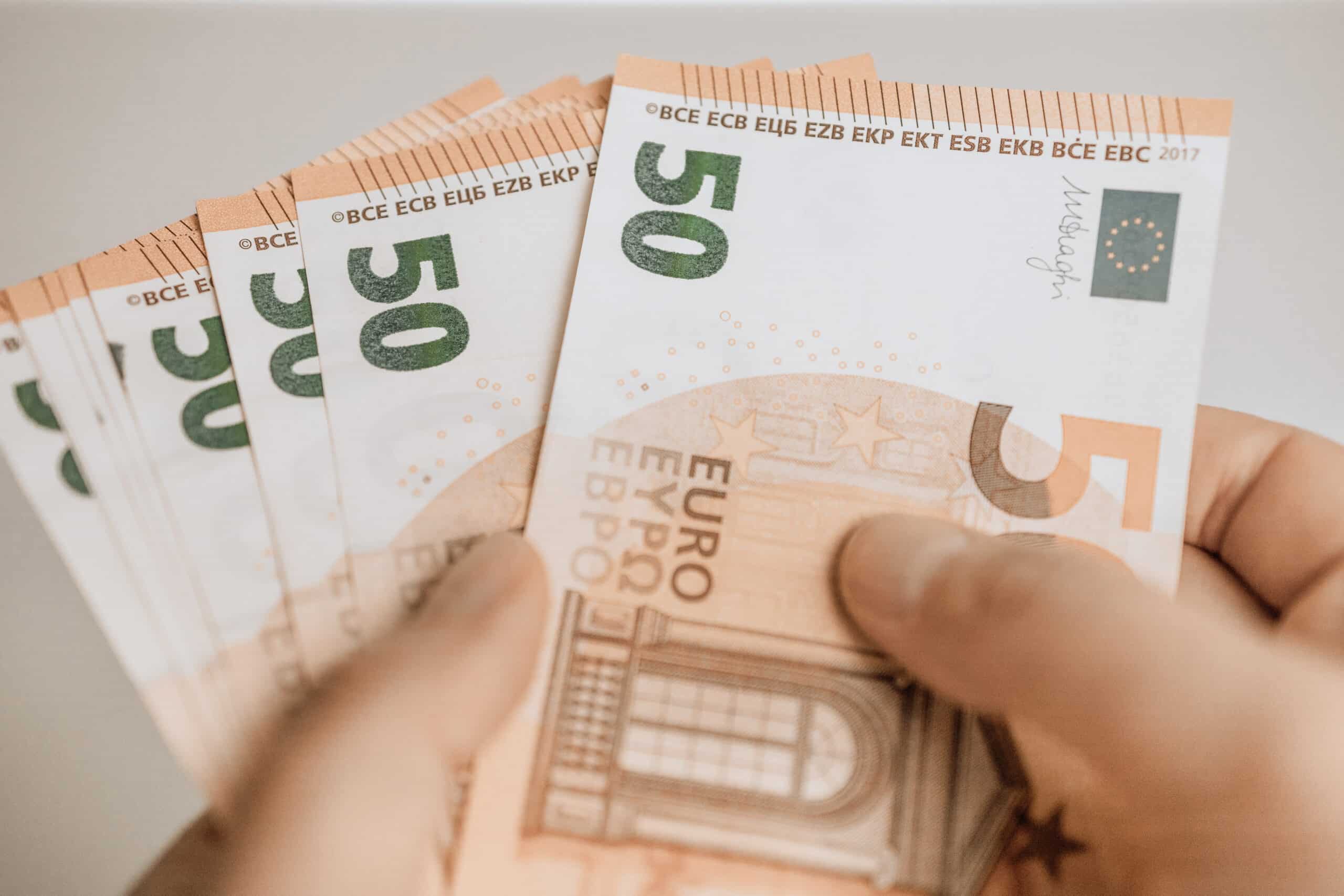 Mauvaise nouvelle : cette aide financière touchée par des millions de Français sur le point d'être supprimée à partir de juillet