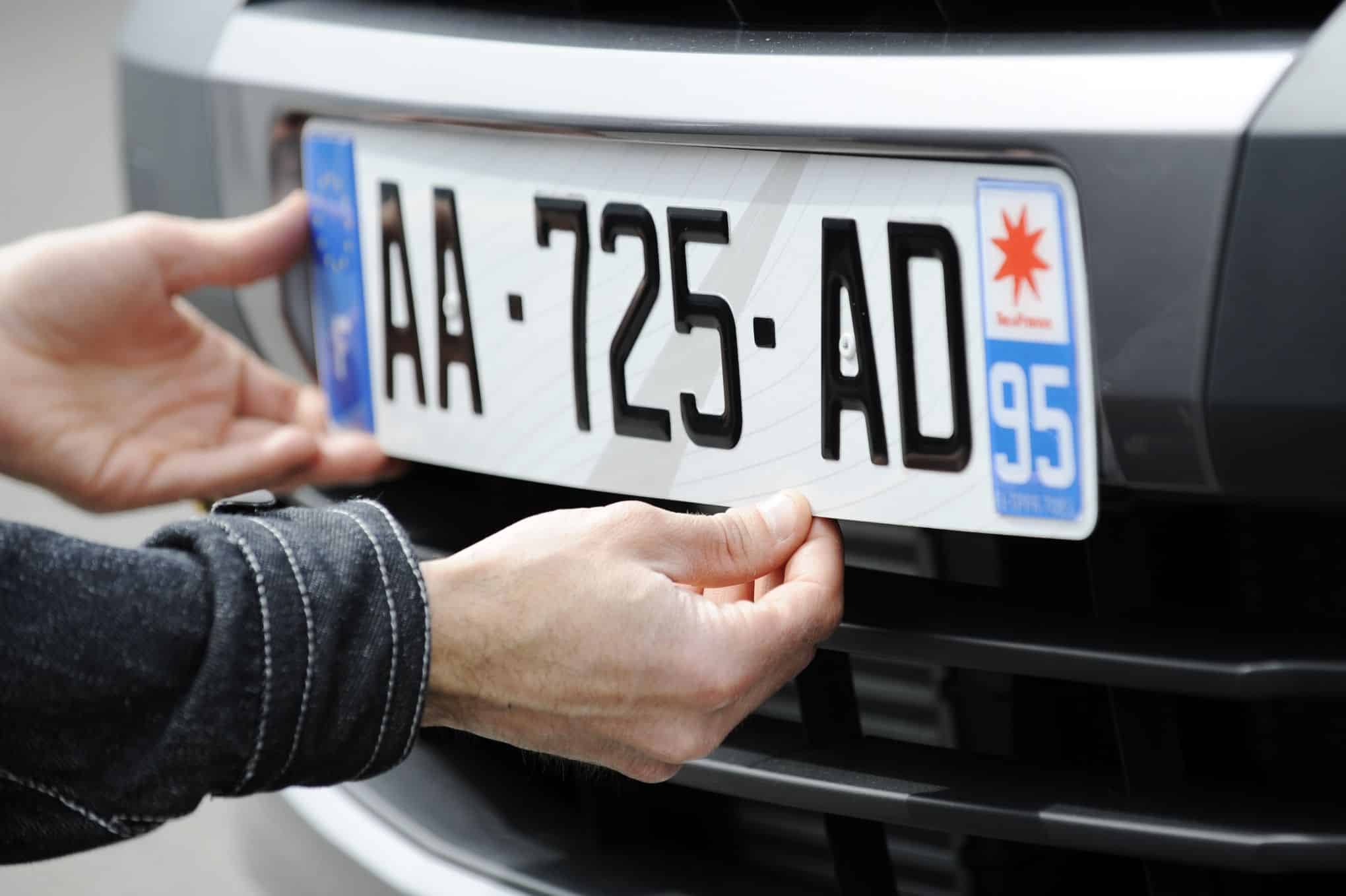Automobilistes : c'est confirmé, de nouvelles plaques d'immatriculation arrivent à partir de cette date