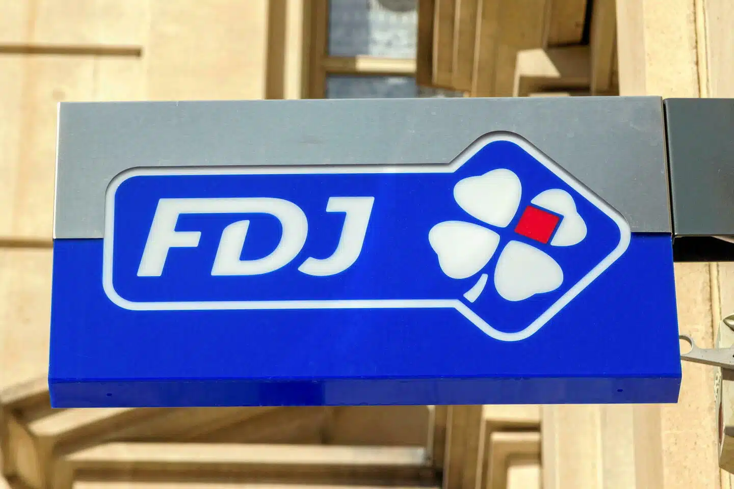 nouveau jeu à gratter fdj à 3 €, une chance sur 3,88 de gagner jusqu’à 50 000 €