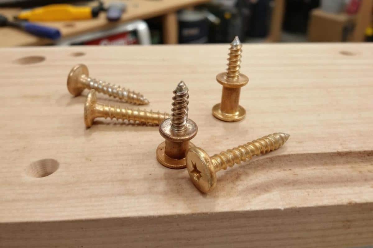 Comment fabriquer un escalier en bois quart tournant ?