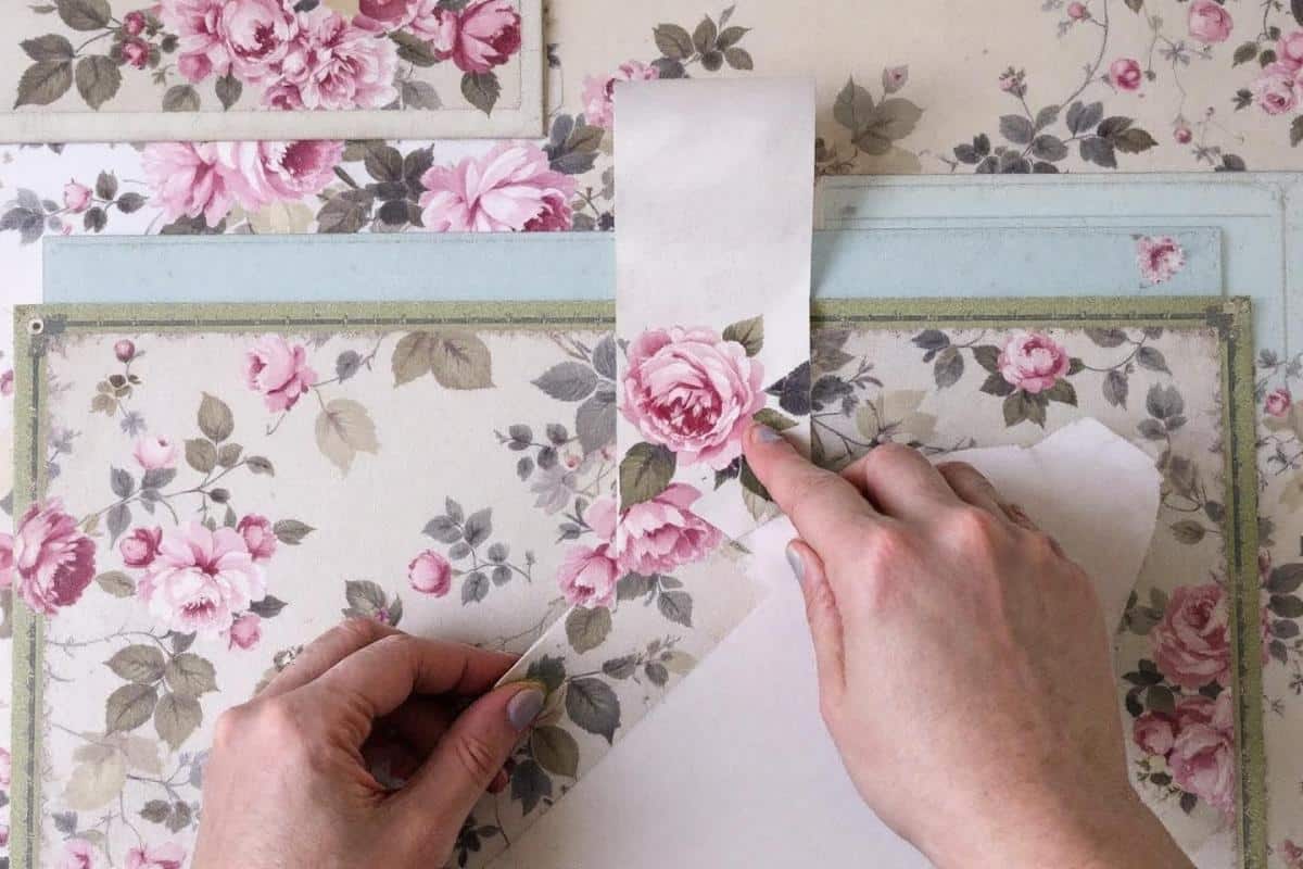 Est-ce possible de tapisser du papier peint sans détapisser l’ancien ?