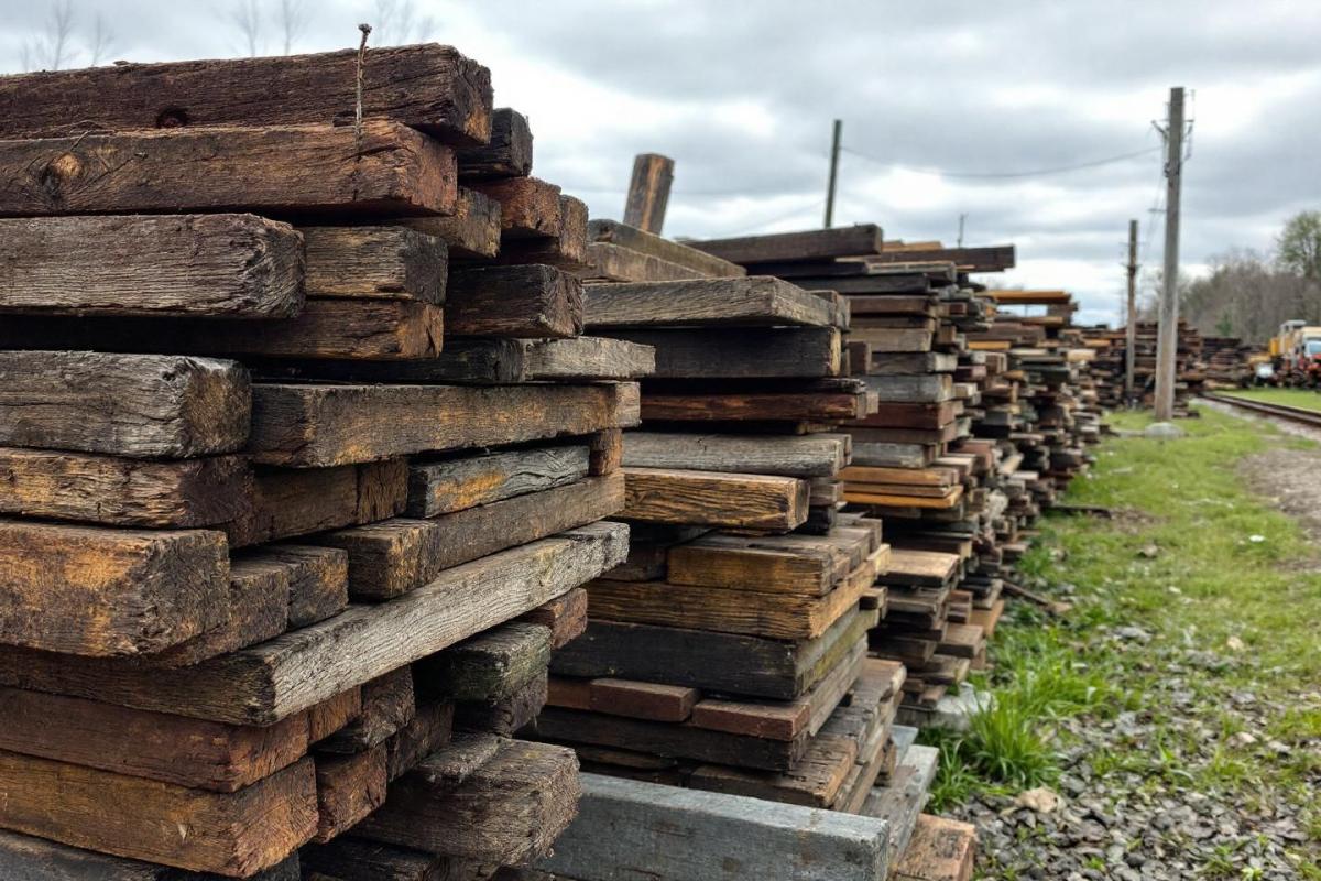 Où trouver des traverses de chemin de fer à donner ?